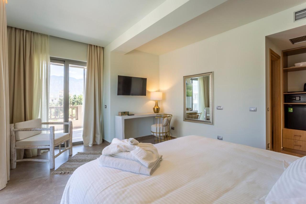 Elysian Luxury Hotel And Spa Kalamata Bagian luar foto