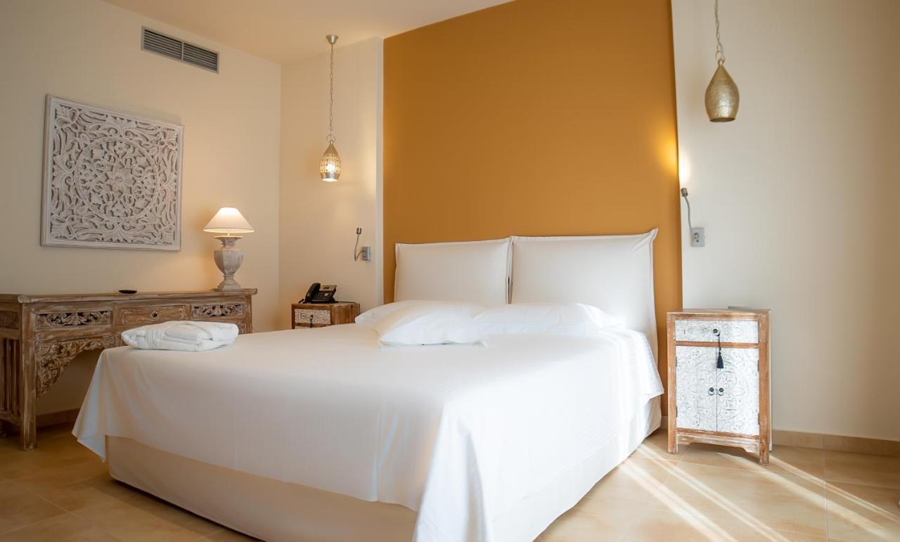 Elysian Luxury Hotel And Spa Kalamata Bagian luar foto