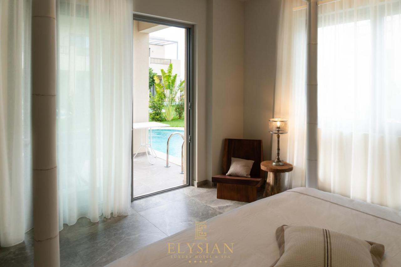 Elysian Luxury Hotel And Spa Kalamata Bagian luar foto