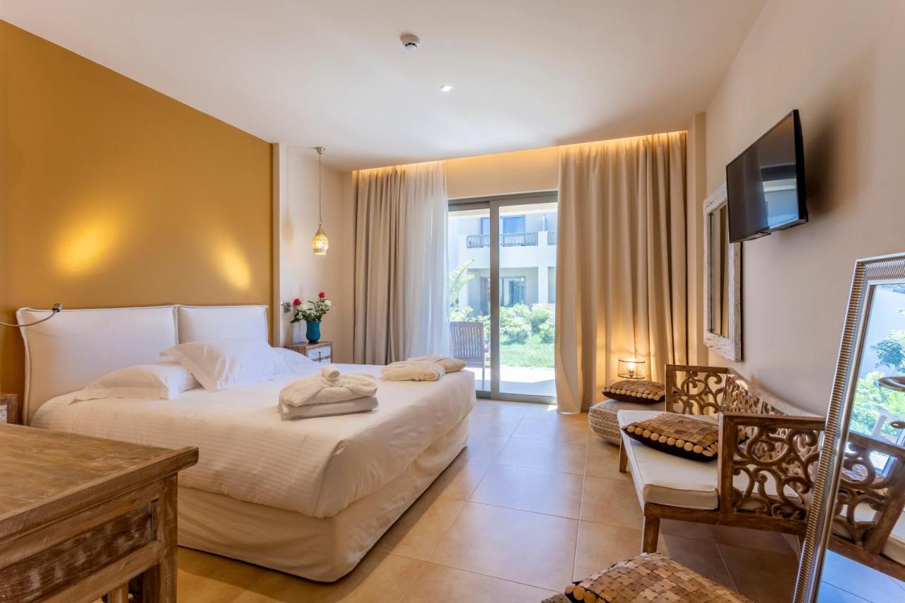 Elysian Luxury Hotel And Spa Kalamata Bagian luar foto