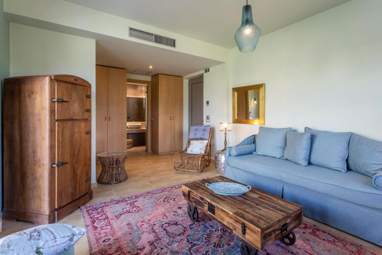 Elysian Luxury Hotel And Spa Kalamata Bagian luar foto