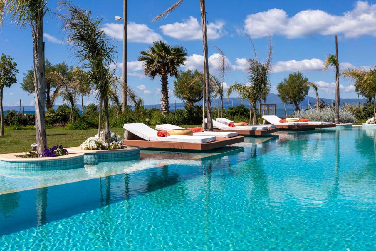 Elysian Luxury Hotel And Spa Kalamata Bagian luar foto